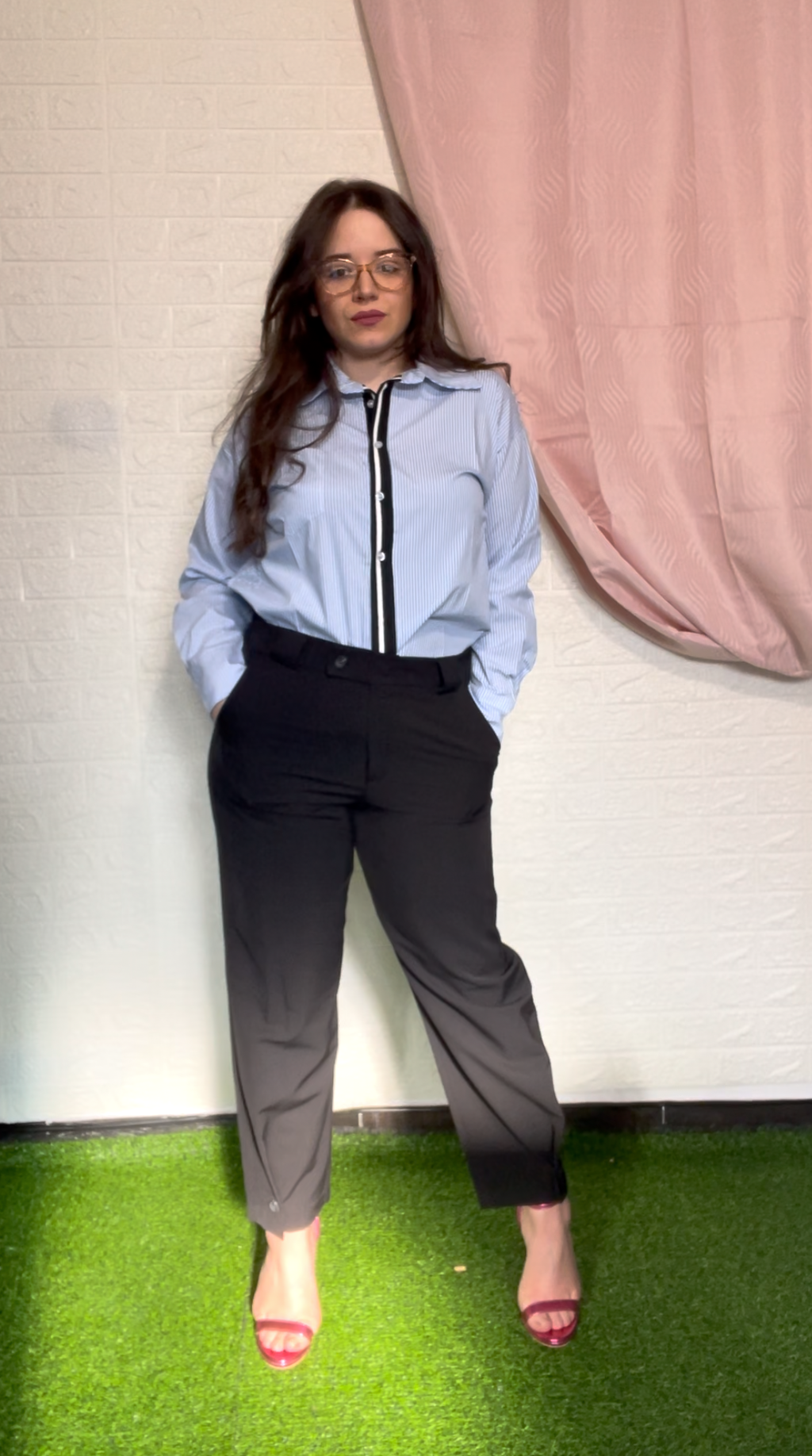 Pantalone con Bottoni alla Caviglia