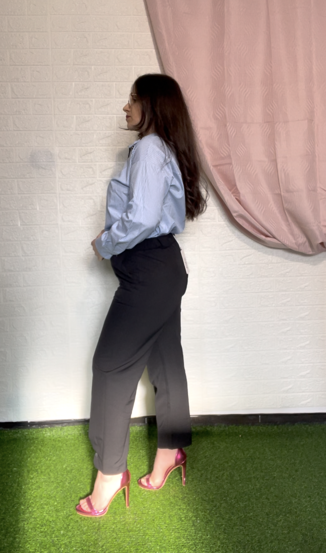 Pantalone con Bottoni alla Caviglia