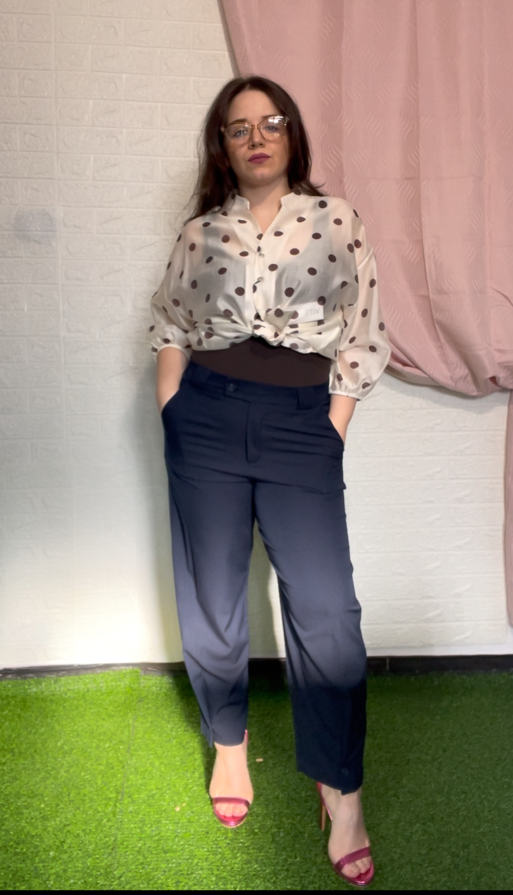 Pantalone con Bottoni alla Caviglia