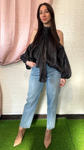 Camicia in Raso con Fiocco e Spalle Scoperte