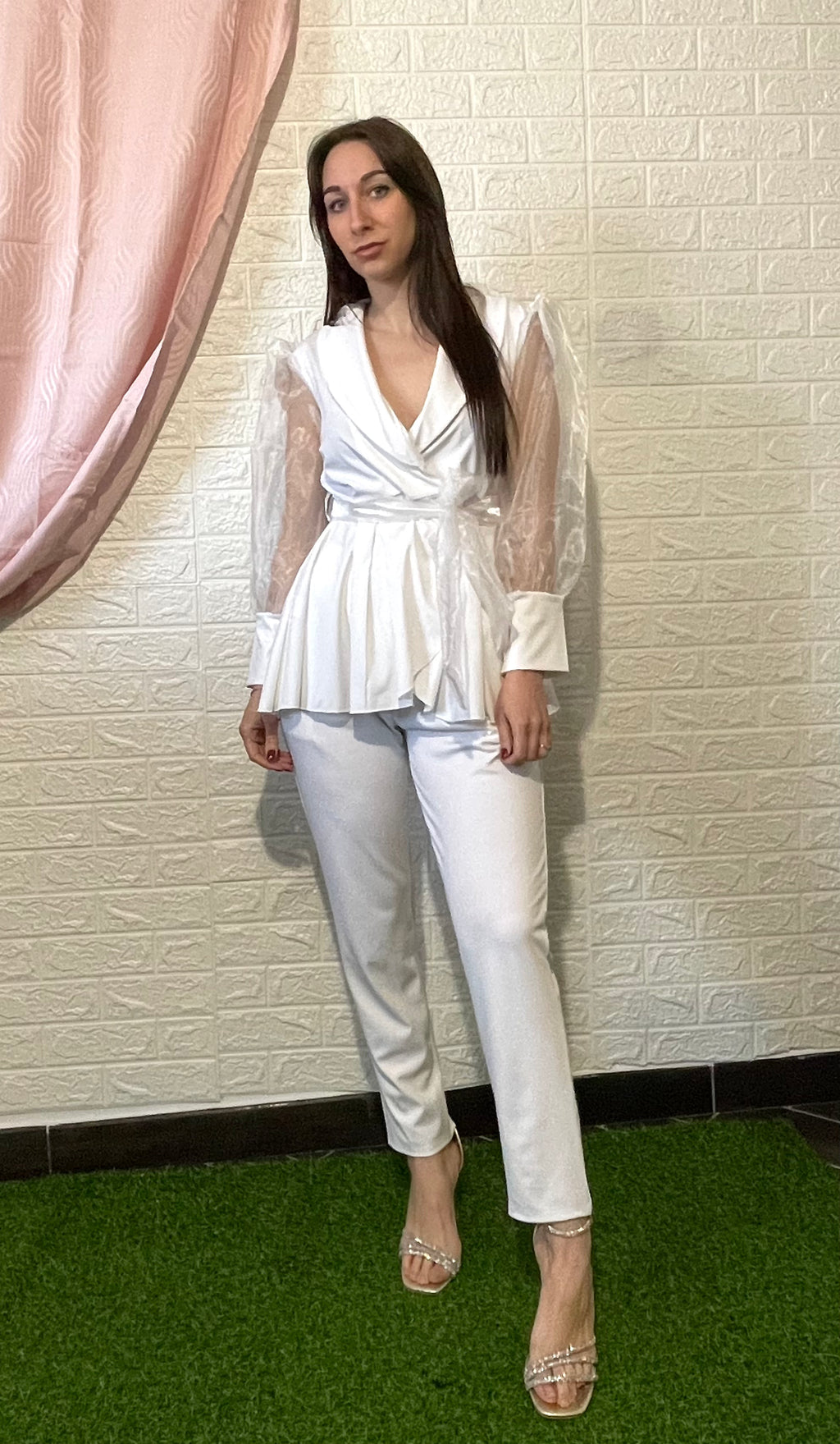 Completo Bianco con Maniche Trasparenti